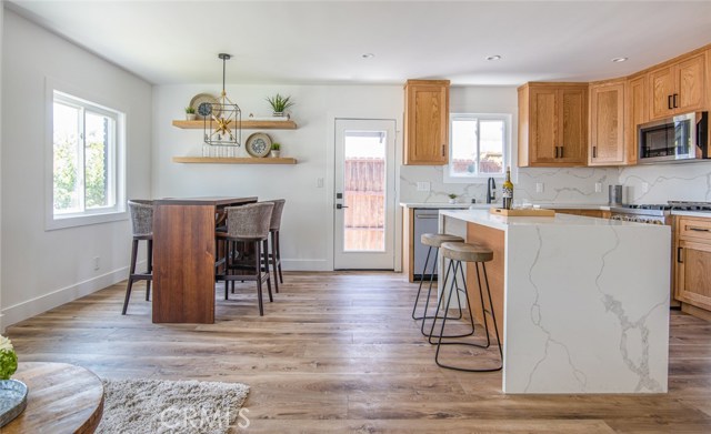 2517 Fisk Lane, Redondo Beach, California 90278, 4 Bedrooms Bedrooms, ,3 BathroomsBathrooms,Residential,Sold,Fisk,SB20145075