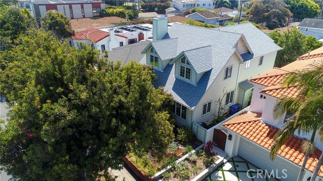 712 Avenue B, Redondo Beach, California 90277, 4 Bedrooms Bedrooms, ,3 BathroomsBathrooms,Residential,Sold,Avenue B,SB19090016