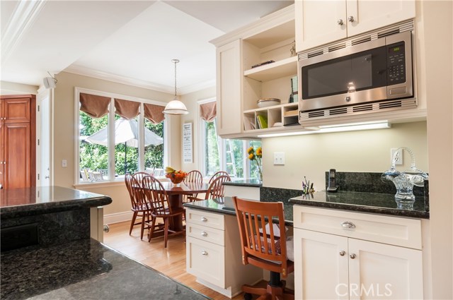 1613 Chestnut, Manhattan Beach, California 90266, 5 Bedrooms Bedrooms, ,3 BathroomsBathrooms,Residential,Sold,Chestnut,SB17091218
