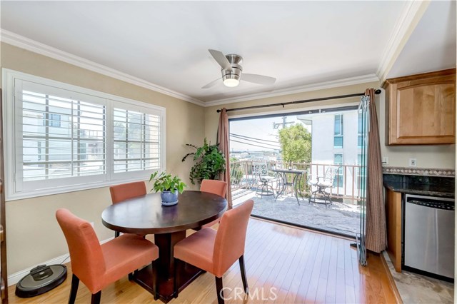 831 6th Street, Hermosa Beach, California 90254, 2 Bedrooms Bedrooms, ,1 BathroomBathrooms,Residential,Sold,6th,SB20097498