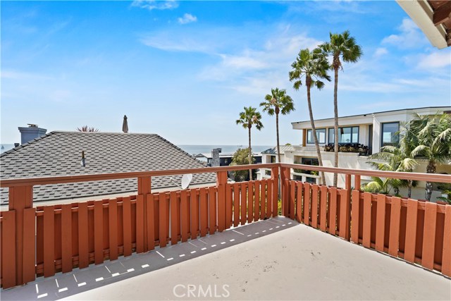 2821 Bayview Drive, Manhattan Beach, California 90266, ,Residential Income,Sold,Bayview,SB20158873