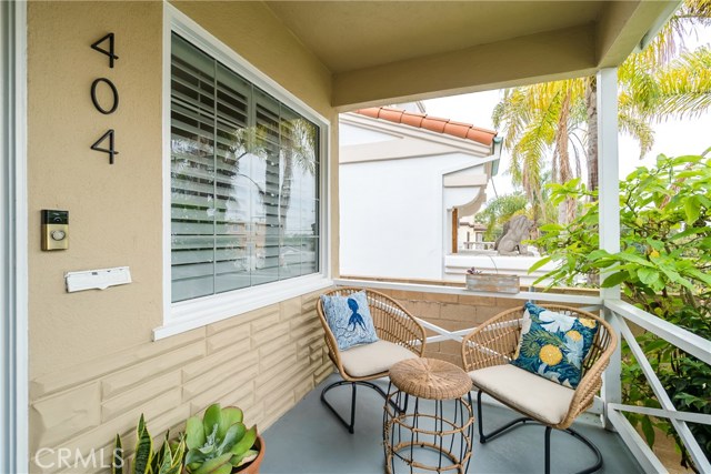 404 Miramar Drive, Redondo Beach, California 90277, 2 Bedrooms Bedrooms, ,1 BathroomBathrooms,Residential,Sold,Miramar,SB18277105