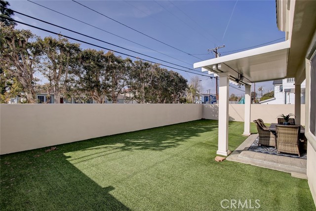 1805 Lynngrove Drive, Manhattan Beach, California 90266, 5 Bedrooms Bedrooms, ,3 BathroomsBathrooms,Residential,Sold,Lynngrove,SB21026495