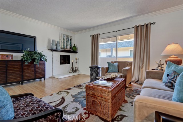 2606 Gates Avenue, Redondo Beach, California 90278, 2 Bedrooms Bedrooms, ,2 BathroomsBathrooms,Residential,Sold,Gates,SB18297549