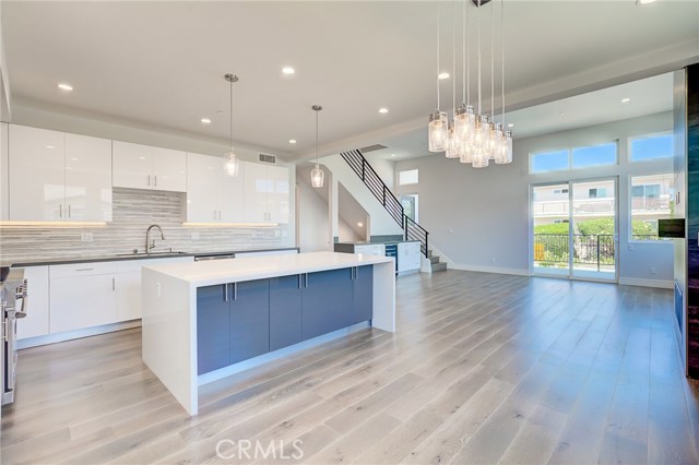 1809 Green Lane, Redondo Beach, California 90278, 5 Bedrooms Bedrooms, ,5 BathroomsBathrooms,Residential,Sold,Green,PV19214321