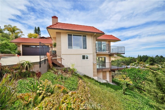 3177 Crownview Drive, Rancho Palos Verdes, California 90275, 4 Bedrooms Bedrooms, ,2 BathroomsBathrooms,Residential,Sold,Crownview,PV17091710