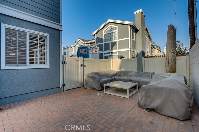 2104 Nelson Avenue, Redondo Beach, California 90278, 4 Bedrooms Bedrooms, ,3 BathroomsBathrooms,Residential,Sold,Nelson,SB20211994