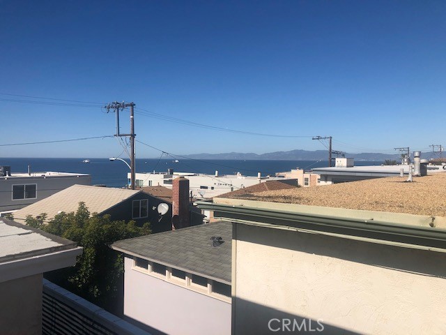 323 34th Street, Manhattan Beach, California 90266, ,Residential Income,Sold,34th,SB21063659