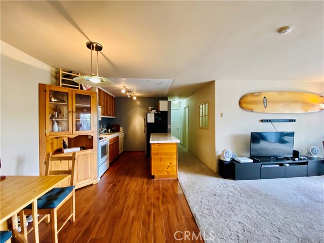 601 Prospect Avenue, Redondo Beach, California 90277, 2 Bedrooms Bedrooms, ,2 BathroomsBathrooms,Residential,Sold,Prospect,SB20189333