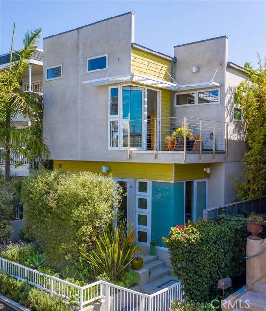 448 31st Street, Manhattan Beach, California 90266, 3 Bedrooms Bedrooms, ,2 BathroomsBathrooms,Residential,Sold,31st,SB20192689