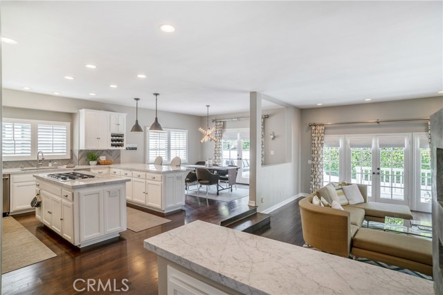 2301 Walnut Avenue, Manhattan Beach, California 90266, 4 Bedrooms Bedrooms, ,3 BathroomsBathrooms,Residential,Sold,Walnut,SB19070535