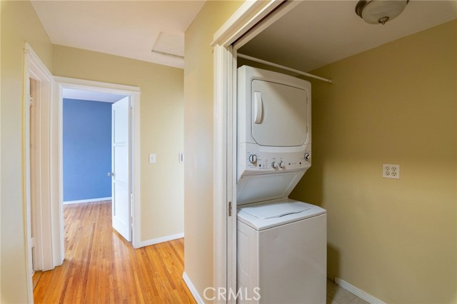 613 19th Street, Manhattan Beach, California 90266, 3 Bedrooms Bedrooms, ,2 BathroomsBathrooms,Residential,Sold,19th,SB19216606