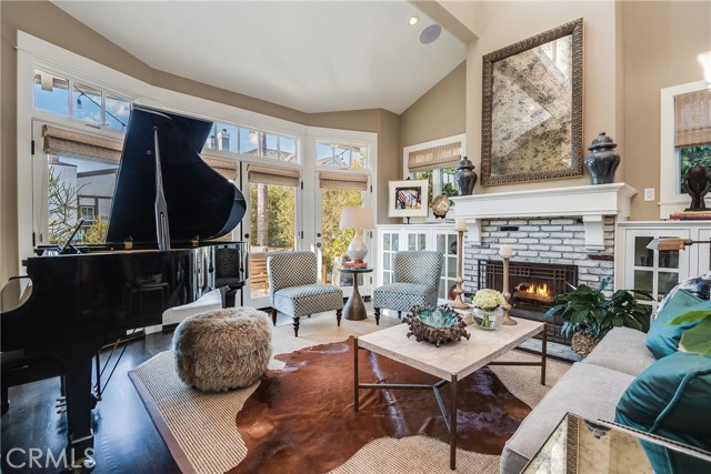 524 4th Street, Manhattan Beach, California 90266, 4 Bedrooms Bedrooms, ,2 BathroomsBathrooms,Residential,Sold,4th,SB21061545