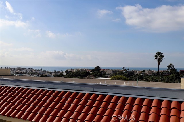 1707 Pacific Coast, Hermosa Beach, California 90254, 1 Bedroom Bedrooms, ,1 BathroomBathrooms,Residential,Sold,Pacific Coast,SB21083287