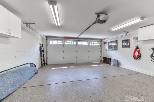 329 21st Place, Manhattan Beach, California 90266, 3 Bedrooms Bedrooms, ,3 BathroomsBathrooms,Residential,Sold,21st,SB17085113