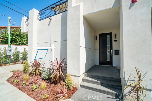 2204 Felton Lane, Redondo Beach, California 90278, 4 Bedrooms Bedrooms, ,3 BathroomsBathrooms,Residential,Sold,Felton,SB18220475
