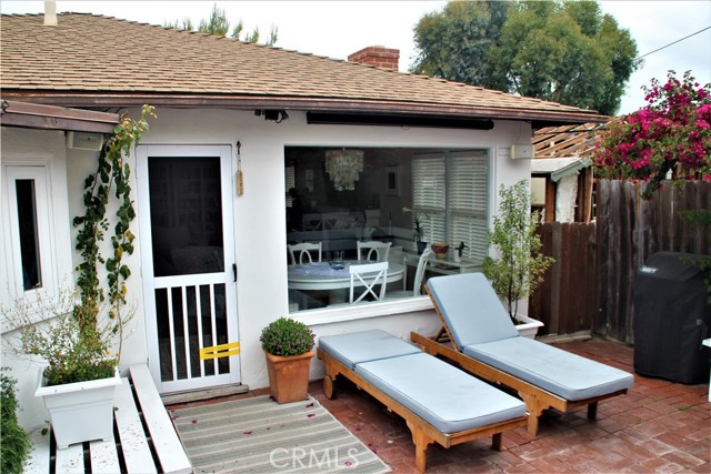 This is a SOUTH facing (sunny) backyard!