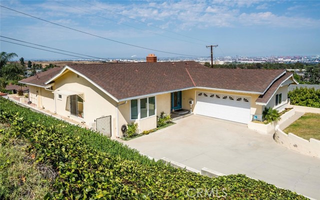 2113 Velez Drive, Rancho Palos Verdes, California 90275, 3 Bedrooms Bedrooms, ,3 BathroomsBathrooms,Residential,Sold,Velez,PV17164564