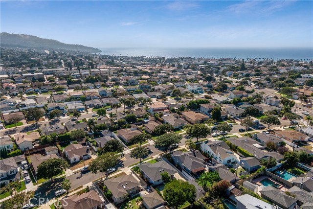 1312 Helberta Avenue, Redondo Beach, California 90277, 3 Bedrooms Bedrooms, ,1 BathroomBathrooms,Residential,Sold,Helberta,SB20199358