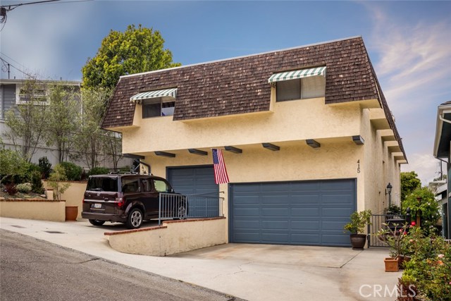 415 24th Place, Hermosa Beach, California 90254, 4 Bedrooms Bedrooms, ,2 BathroomsBathrooms,Residential,Sold,24th,SB17116021