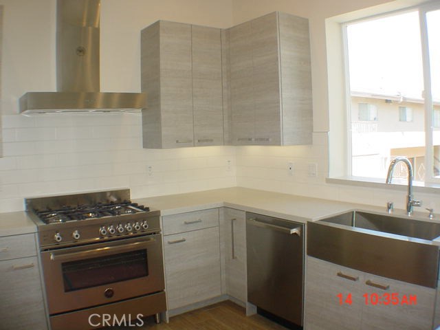 2519 Rockefeller C, Redondo Beach, California 90278, 4 Bedrooms Bedrooms, ,3 BathroomsBathrooms,Residential,Sold,Rockefeller C,SB18078381