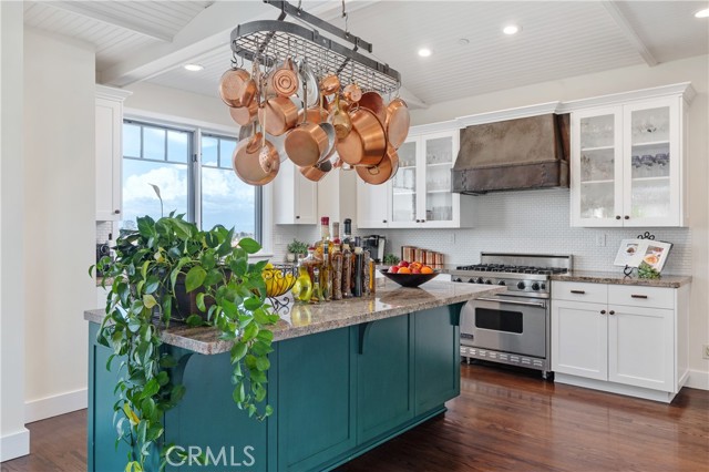 609 Ruby Street, Redondo Beach, California 90277, 5 Bedrooms Bedrooms, ,4 BathroomsBathrooms,Residential,Sold,Ruby,SB21053016