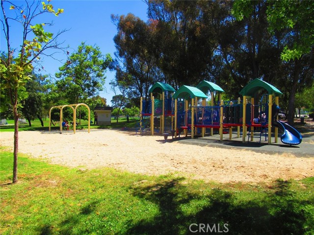 HIGHRIDGE PARK
