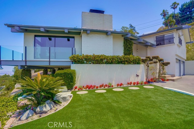 16 Deerhill Drive, Rolling Hills Estates, California 90274, 4 Bedrooms Bedrooms, ,3 BathroomsBathrooms,Residential,Sold,Deerhill,PV21103013
