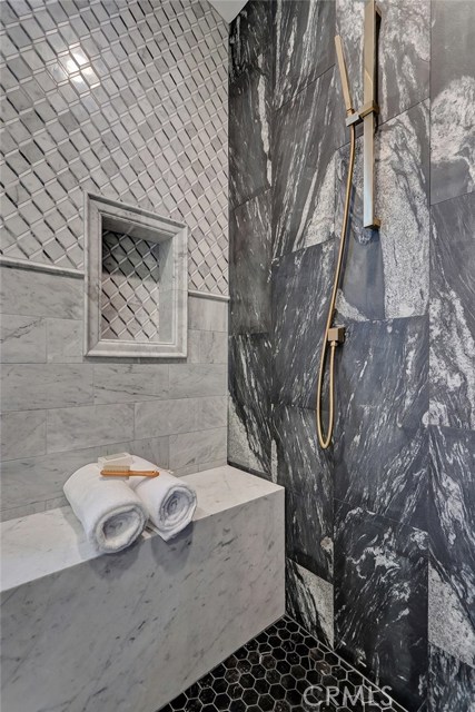 1716 Oak Avenue, Manhattan Beach, California 90266, 5 Bedrooms Bedrooms, ,5 BathroomsBathrooms,Residential,Sold,Oak,SB19008718