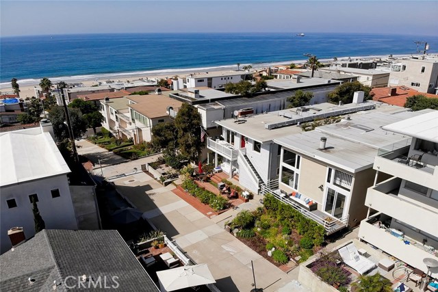 323 29th Street, Manhattan Beach, California 90266, ,Residential Income,Sold,29th,SB19246762