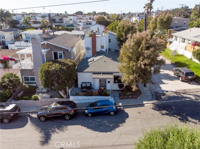 457 28th Street, Hermosa Beach, California 90254, 4 Bedrooms Bedrooms, ,2 BathroomsBathrooms,Residential,Sold,28th,SB21117584