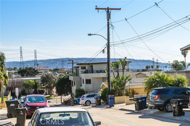 434 Gentry Street, Hermosa Beach, California 90254, 2 Bedrooms Bedrooms, ,2 BathroomsBathrooms,Residential,Sold,Gentry,SB18037074