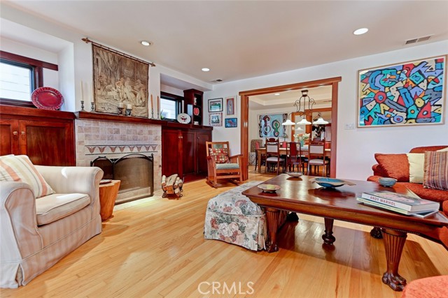 539 4th Street, Manhattan Beach, California 90266, 4 Bedrooms Bedrooms, ,3 BathroomsBathrooms,Residential,Sold,4th,SB21030047