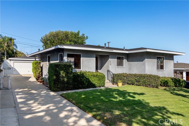 1312 Helberta Avenue, Redondo Beach, California 90277, 3 Bedrooms Bedrooms, ,1 BathroomBathrooms,Residential,Sold,Helberta,SB20199358