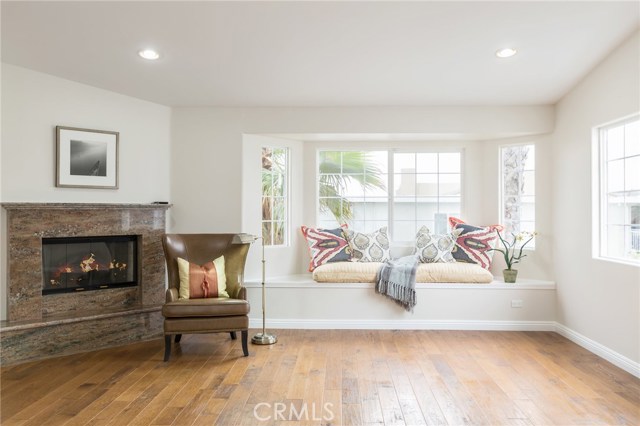 2515 Voorhees Avenue, Redondo Beach, California 90278, 4 Bedrooms Bedrooms, ,4 BathroomsBathrooms,Residential,Sold,Voorhees,SB18062969