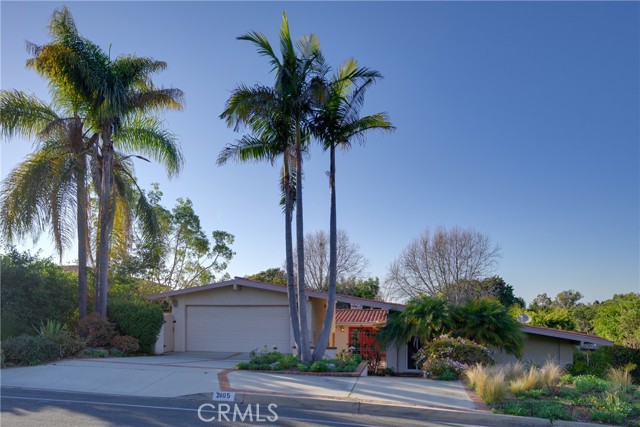 2105 Via Estudillo, Palos Verdes Estates, California 90274, 4 Bedrooms Bedrooms, ,2 BathroomsBathrooms,Residential,Sold,Via Estudillo,PV21049061