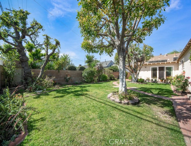 4 Bed Home for Sale in Burbank, California