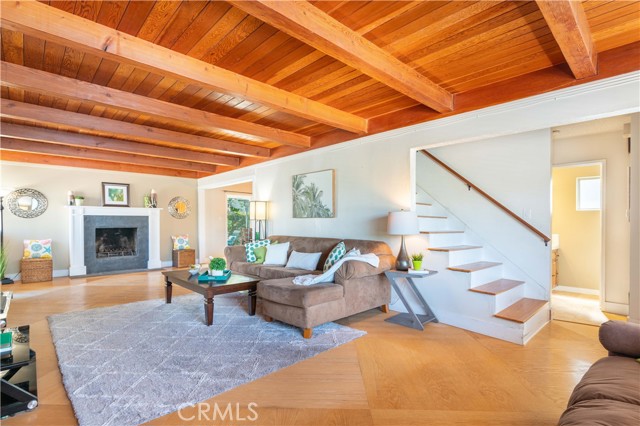 2409 Blossom Lane, Redondo Beach, California 90278, 3 Bedrooms Bedrooms, ,1 BathroomBathrooms,Residential,Sold,Blossom,SB21122284