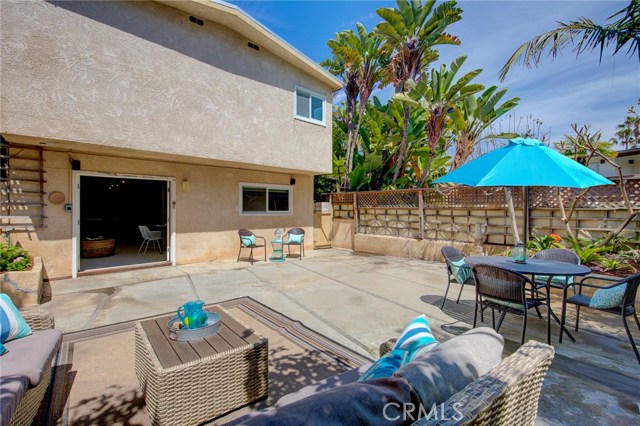 736 13th, Manhattan Beach, California 90266, 4 Bedrooms Bedrooms, ,3 BathroomsBathrooms,Residential,Sold,13th,SB19074833