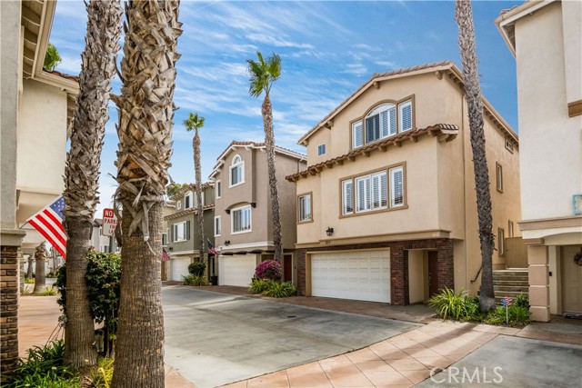 511 Maria Avenue, Redondo Beach, California 90277, 3 Bedrooms Bedrooms, ,2 BathroomsBathrooms,Residential,Sold,Maria,SB21161017