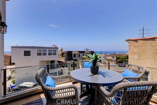 3612 Alma Avenue, Manhattan Beach, California 90266, 4 Bedrooms Bedrooms, ,4 BathroomsBathrooms,Residential,Sold,Alma,SB21161742