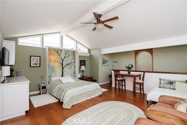 569 31st Street, Manhattan Beach, California 90266, 5 Bedrooms Bedrooms, ,3 BathroomsBathrooms,Residential,Sold,31st,SB20164744