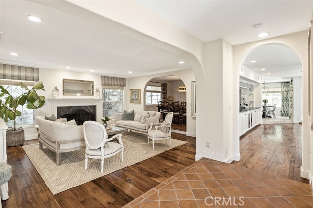 2200 Elm Avenue, Manhattan Beach, California 90266, 4 Bedrooms Bedrooms, ,3 BathroomsBathrooms,Residential,Sold,Elm,SB21076957