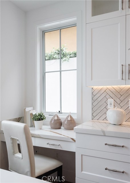 617 31st Street, Manhattan Beach, California 90266, 7 Bedrooms Bedrooms, ,2 BathroomsBathrooms,Residential,Sold,31st,SB20084953