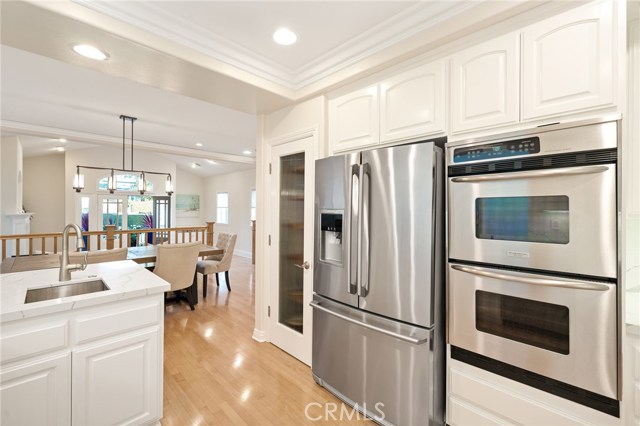 320 Prospect Avenue, Hermosa Beach, California 90254, 4 Bedrooms Bedrooms, ,3 BathroomsBathrooms,Residential,Sold,Prospect,SB20151281