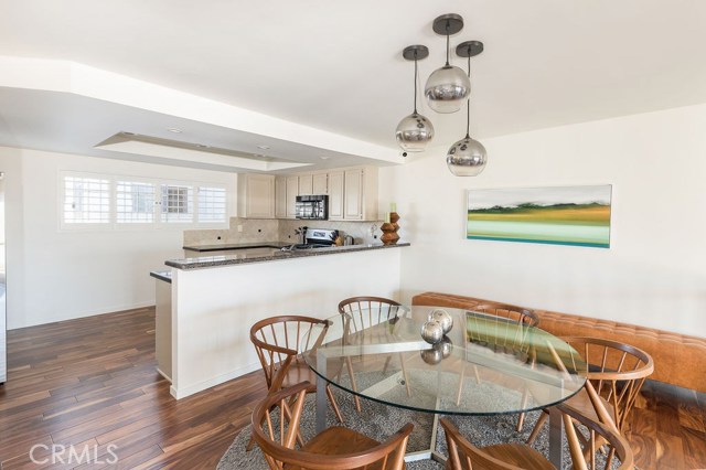 222 Guadalupe Avenue, Redondo Beach, California 90277, 4 Bedrooms Bedrooms, ,1 BathroomBathrooms,Residential,Sold,Guadalupe,SB19253760