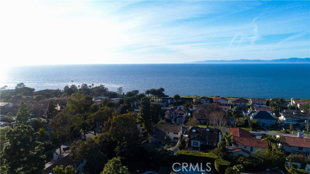 1717 Addison Road, Palos Verdes Estates, California 90274, 2 Bedrooms Bedrooms, ,2 BathroomsBathrooms,Residential,Sold,Addison,PV19046554