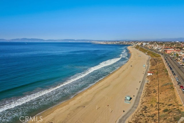 201 Calle Miramar, Redondo Beach, California 90277, 2 Bedrooms Bedrooms, ,2 BathroomsBathrooms,Residential,Sold,Calle Miramar,SB21013107