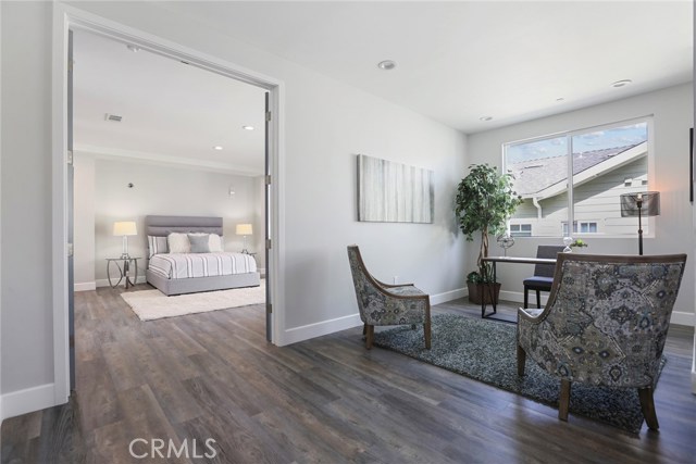2215 Robinson Street, Redondo Beach, California 90278, 4 Bedrooms Bedrooms, ,4 BathroomsBathrooms,Residential,Sold,Robinson,SB20091863