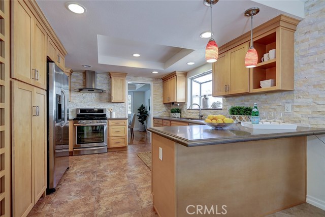 2011 Dufour Avenue, Redondo Beach, California 90278, 3 Bedrooms Bedrooms, ,2 BathroomsBathrooms,Residential,Sold,Dufour,SB19170584